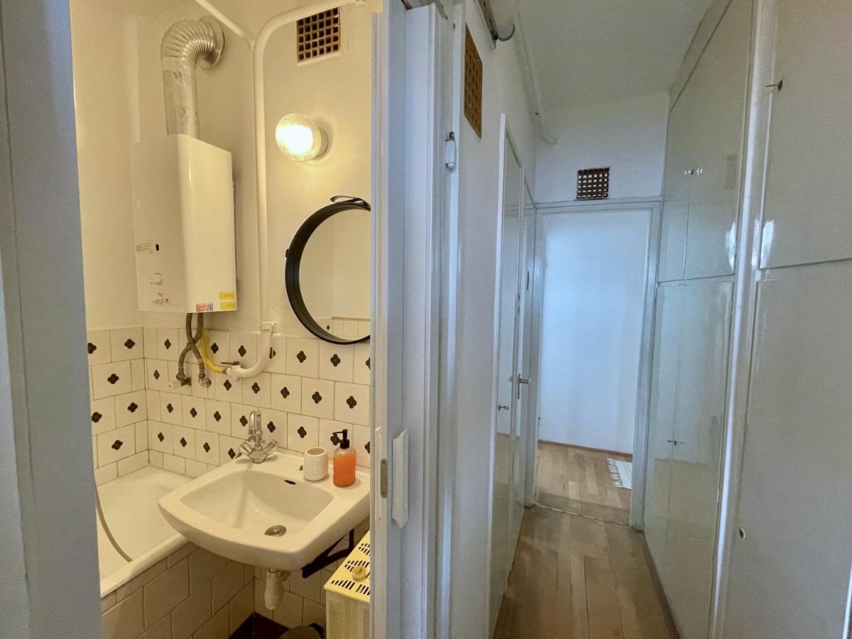 Apartamento Nosztalgia Apartman Veszprém Exterior foto