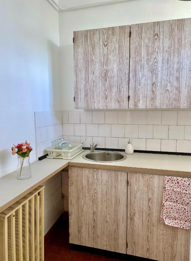 Apartamento Nosztalgia Apartman Veszprém Exterior foto