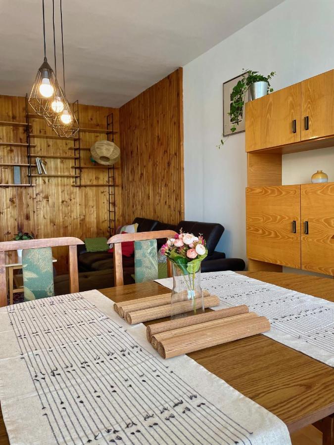 Apartamento Nosztalgia Apartman Veszprém Exterior foto