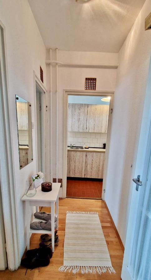 Apartamento Nosztalgia Apartman Veszprém Exterior foto